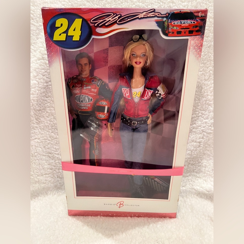 2006 Mattel Barbie Jeff Gordon NASCAR #24 Pink Label #K7905 NEW but Open Box